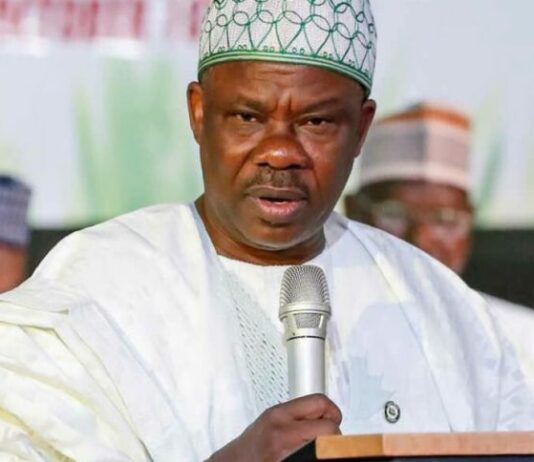 Ogun 2019: GNI, Amosun aide disagree on OGD vs SIA administration