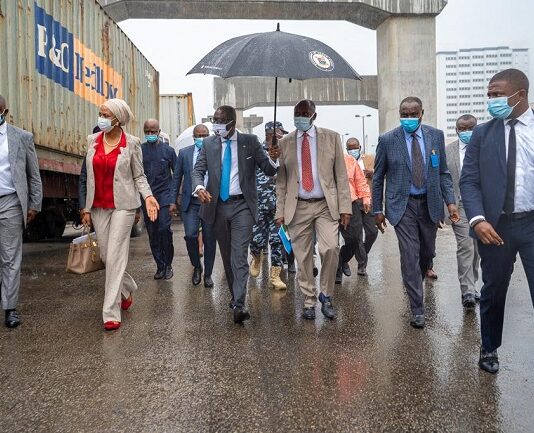 Vacate Marina Coastline Now, FG, Lagos Govt Direct Barge Operators