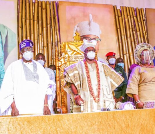 Oba Lawal Unveils Economic Blueprint for Iruland in Lagos