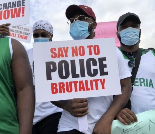 #EndSARS Protest Day 3 Causes Gridlock on Lagos-Ibadan Expressway, Gains International Support
