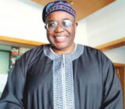 Nigerian Billionaire, Harry Akande is Dead