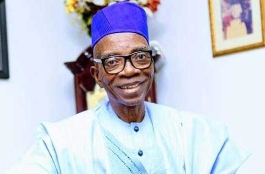 Ex-Minister of Commerce Dies