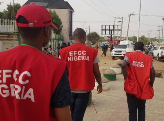 EFCC nabs 33 Internet fraud suspects in Abeokuta