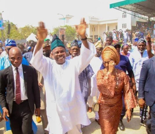 Amosun Rallies Mammoth Crowd in Abeokuta, Endorses Tinubu for 2027