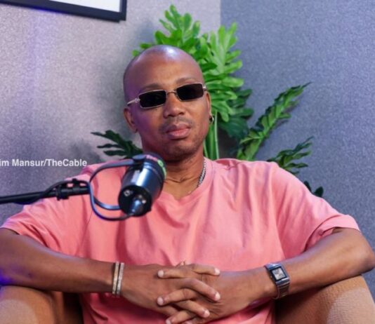 Kunle Kuti says Wizkid is the only artiste he ever “begged” to meet — amid the Seun/Wizkid-fandom firestorm