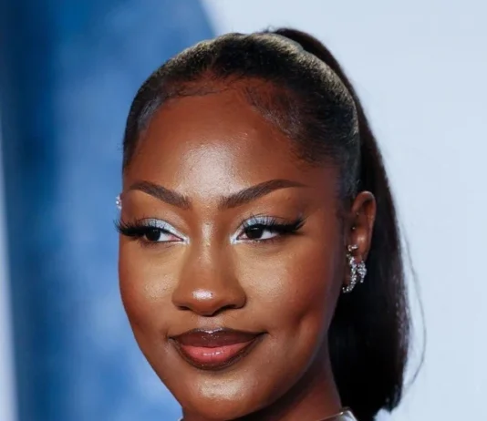 Tems Becomes African Artist with Highest Monthly Listeners on Spotify