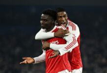 Arsenal Holds Slim Lead as Premier League Title Race Heats Up