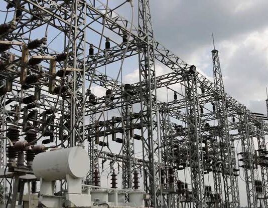 Nigeria’s Power Grid Stabilizes as Generation Hits 4,300MW