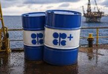 Global Oil Surge Pushes Brent Crude Beyond $105 Benchmark