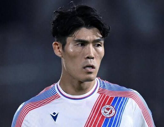 Crystal Palace Completes Signing Of Japanese Defender Takehiro Tomiyasu